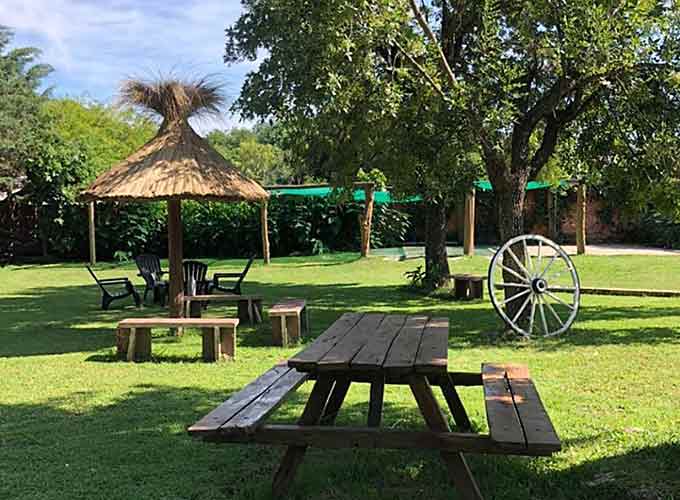 Alquiler cabañas con parque.