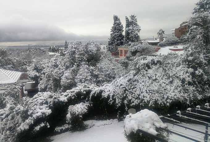 Venta casa con quincho y cochera doble