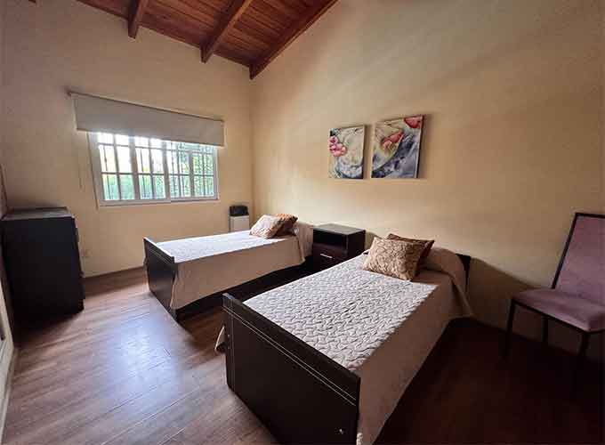 alquiler casa de 4 dormitorios para 12