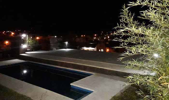 casa con patio, pileta y asador