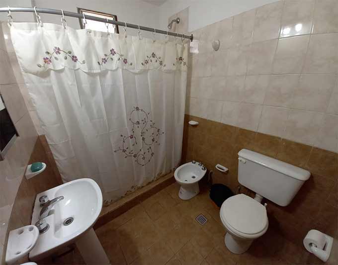 Carlos Paz alquiler casa con 2 baños