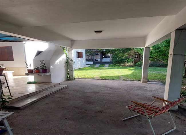 casa con asador y cochera